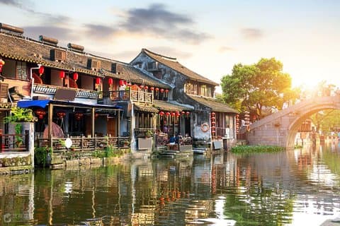 Trasferimento di andata e ritorno privato verso i 6 principali villaggi d'acqua della Cina dalla città di Shanghai