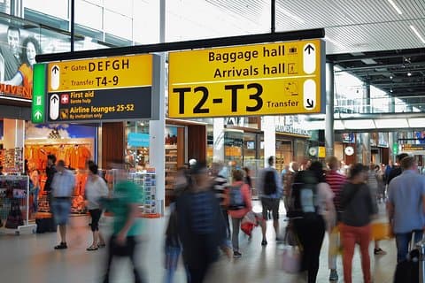 Bus til Fiumicino Lufthavn fra Civitavecchia