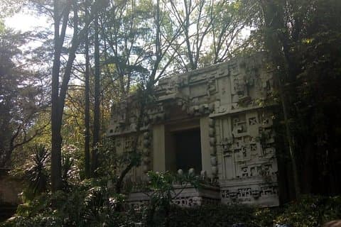 人類学博物館：10の名作ツアー