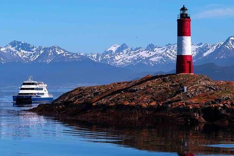 Erkunden Sie den Beagle-Kanal: Navigieren und wandern Sie auf den Bridges Islands