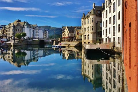 OVERFØRSEL, STANDARD, 1-7 PAX: Bergen - Ålesund