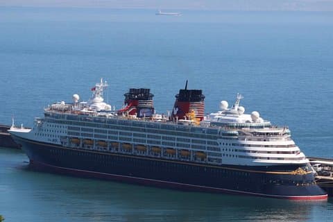 Trasferimenti privati ​​di andata e ritorno per il porto di crociera di Dover