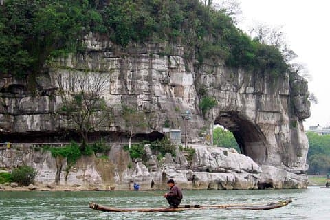 Excursão de dia inteiro em Guilin, incluindo Fubo Hill, Reed Flute Cave, Elephant Hill e Seven Star Park