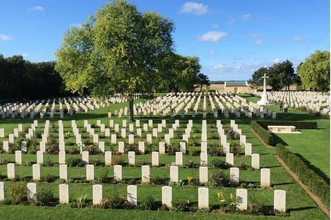 D-dags privat rundtur Juno Beach avgår Caen med ljudguide. 2pers. minimum