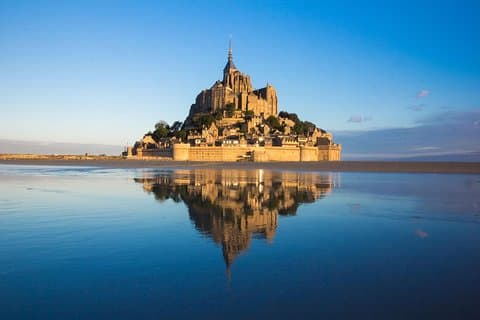 Mont Saint Michel-dagstur med klosterinngang fra Paris