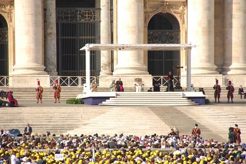 Vatican Papal Audience and Sistine Chapel Skip the Line Tour
