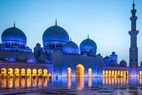 Tour della città di mezza giornata ad Abu Dhabi