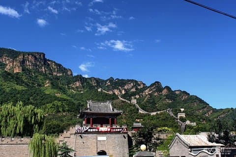 Traslado privado a la Gran Muralla de Huangyaguan y las Tumbas de East Qing