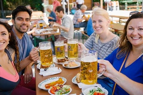 Visite de la ville de Munich à vélo + arrêt déjeuner au Beer Garden