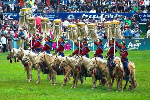 Naadam Festival 8 dias e Khuvsgul Lake, Rena, família nômade