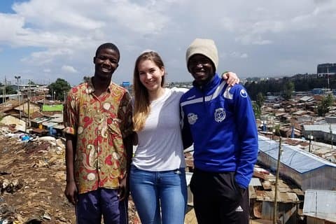 Vedi Kibera con un leader no profit