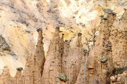 Viagem de um dia particular de Belgrado: Nis Sightseeing Tour & Devil's Town