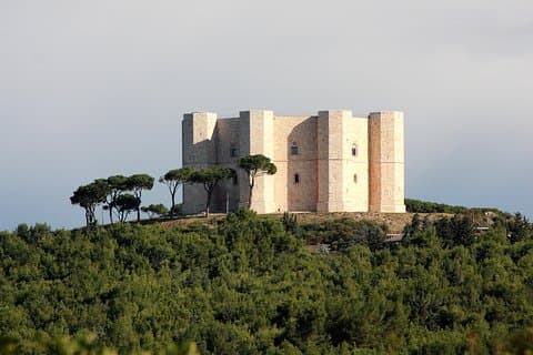Visita guiada a pie Castel del Monte Sitio de la Unesco