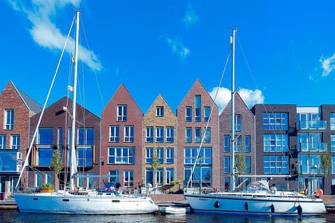 Amsterdam to Haarlem: Private & Custom Day-Trip with a Local