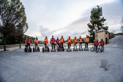 Alhambra Skip-the-Line with Albaicin, Sacromonte by Segway/Bike