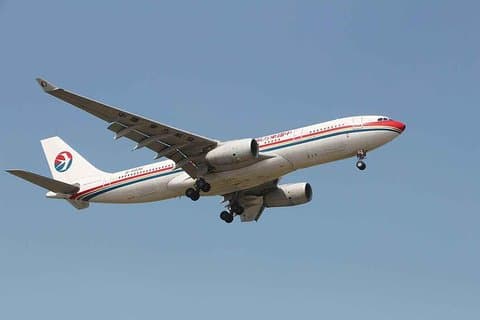 Transfert privé à l'arrivée : de l'aéroport international de Shanghai Hongqiao à votre hôtel