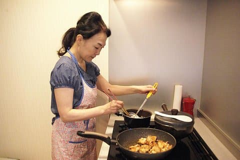 Authentic Japanese Cooking Class with Wine Pairing in Hayama
