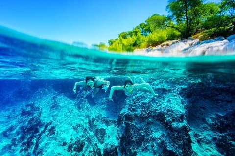 Excursión en barco por la cueva azul y la playa de Sunj desde Dubrovnik