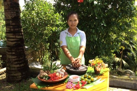 Learn how to make authentic Sumatran dishes using traditional spices
