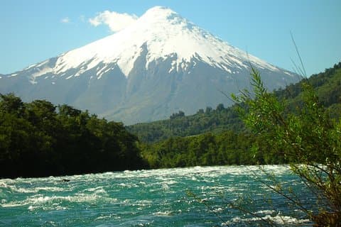 Puerto Varas: Ganztägiger Vulkan Osorno und Wasserfälle von Petrohue