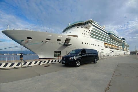 Taxitransfer von MESSINA Kreuzfahrt / Stadt oder Hafen nach TAORMINA oder umgekehrt