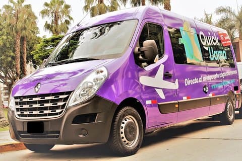QuickLlama: Overføring fra dør til dør fra Lima lufthavn til Miraflores