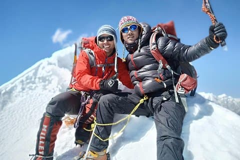 Kyajo Ri Peak Klatring