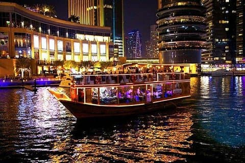 Passeio romântico no Dhow Cruise Dinner