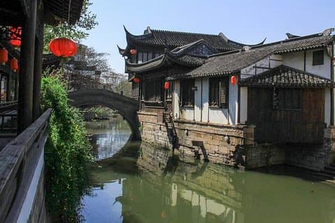 All Inclusive Private Shanghai Layover Tour to Nanxiang Ancient Water Town