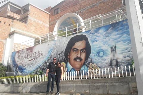 Avancerat paket Pablo Escobar tour inklusive C13 och Barrio PE aprox 8 timmar