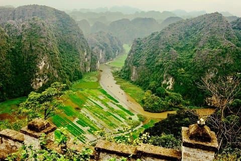 Luxe Hoa Lu - Trang An - Mua Cave 1-daagse tour - per limousine en kleine groep