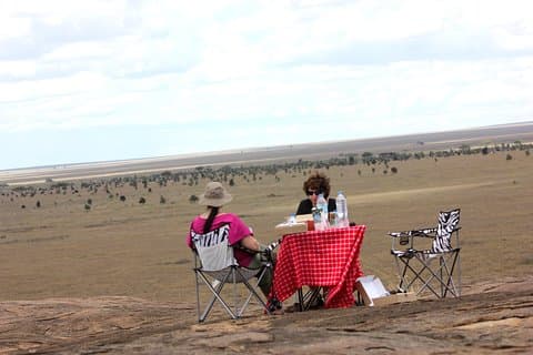 4 Tage 3 Nächte Tarangire Serengeti & Ngorongoro Lodge Safari