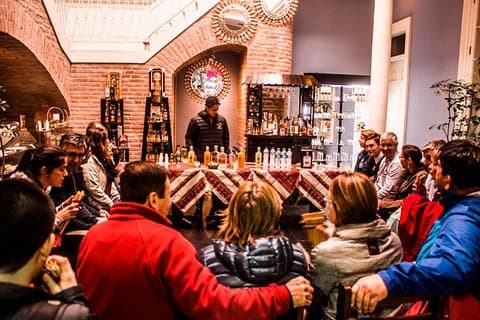 Stadtrundfahrt mit Demonstration und Verkostung von Pisco Sour