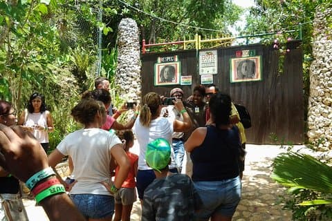 Bob Marley Nine Mile Excursion fra Montego Bay