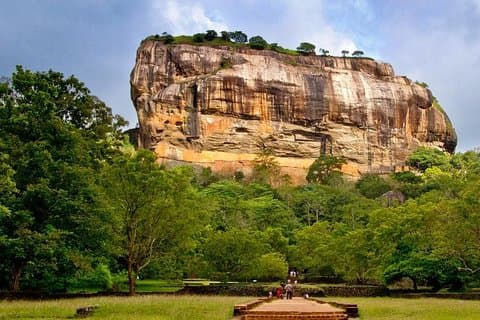 Dagstur til Sigiriya og Dambulla fra Kandy