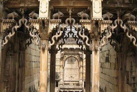 Private 6 Days Stepwell Tour in Rajasthan met Ranthambore Wildlife Safari