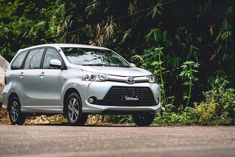Véhicule privé avec chauffeur à Bandung gratuit et facile - 10 heures