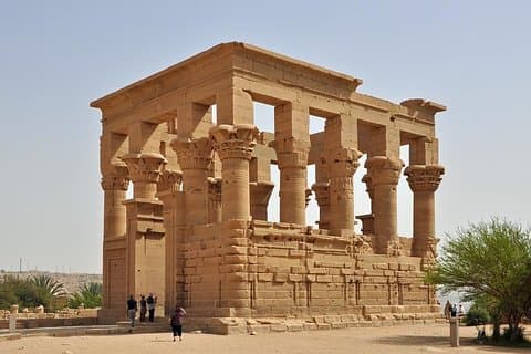Excursión de un día a Asuán visitando el templo de Philae, el obelisco inacabado y la presa alta en Asuán