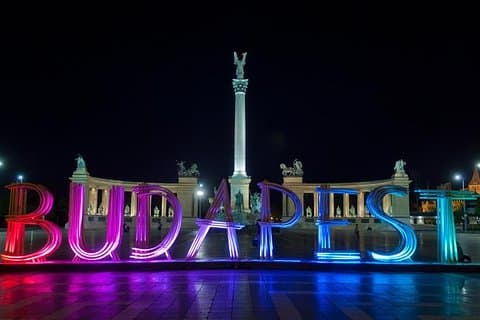Privater Transfer von Zagreb nach Budapest