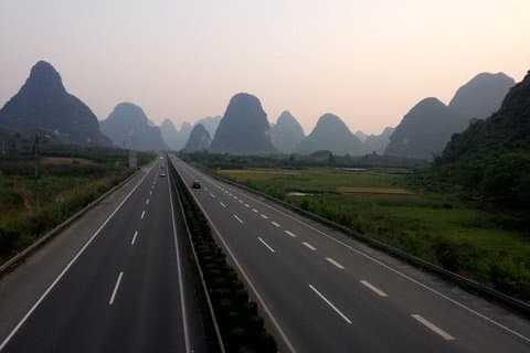 Nanning Wuxu International Airport til Daxin Mingshi Hotel