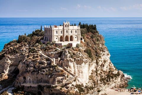 Walking tour in Tropea