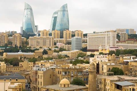 Baku gamle bytur