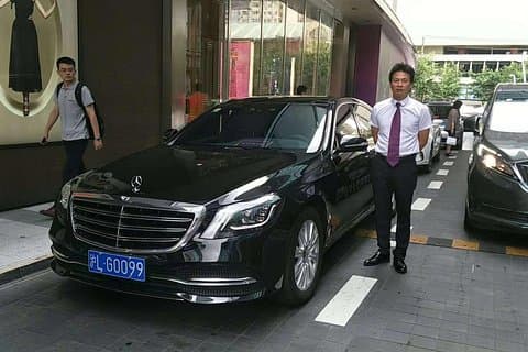 Servizio di autista, trasferimento in aeroporto di Limousine a Shanghai-lingua inglese