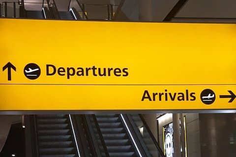 Private Transfer from Heathrow Airport to Gatwick Airport via London Hotel