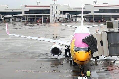 Traslado de llegada compartido: del aeropuerto de Hanoi al hotel de Sapa