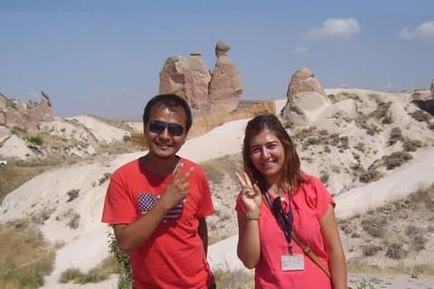 Cappadoce privée 2 jours, visite d'une nuit avec hôtel caverne et tour en montgolfière
