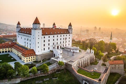 Privévervoer Boedapest-Bratislava met luxe busje