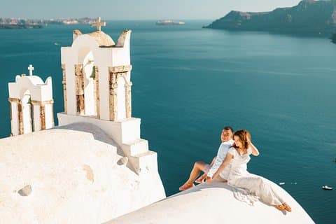 Santorini by Car with a Local: Wineries, Views & Hidden Spots