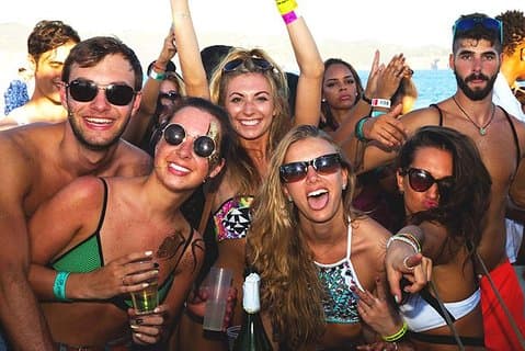 Sunset Boat Party med DJs - Flyt båten din