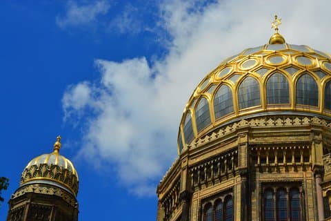 Private Tour: Jewish Heritage Walking Tour of Berlin